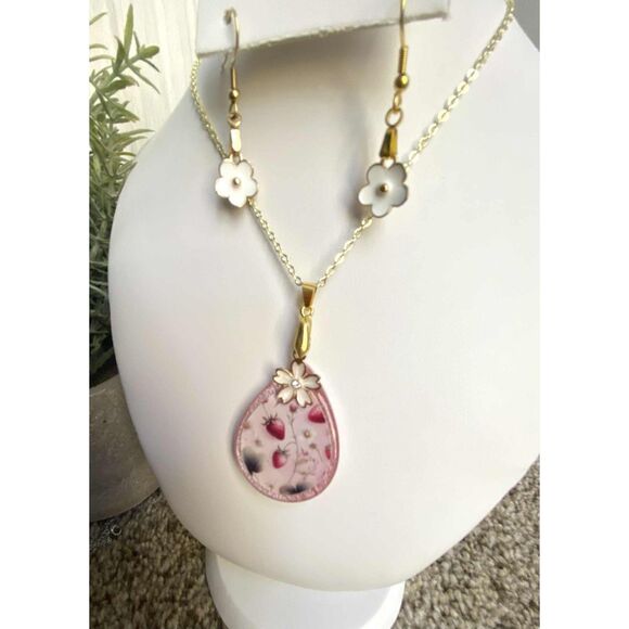 Handmade Resin Pink Strawberry and White 3 Piece Jewelry Set - Picture 4 of 5